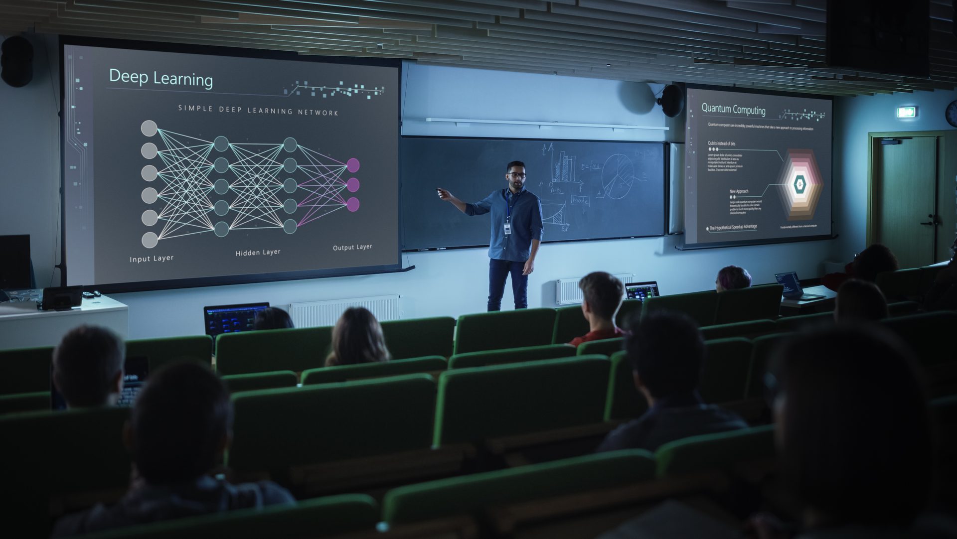 Auditorium and lecture hall with large-venue AV